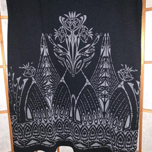 Tunic - Picture 2 of 5